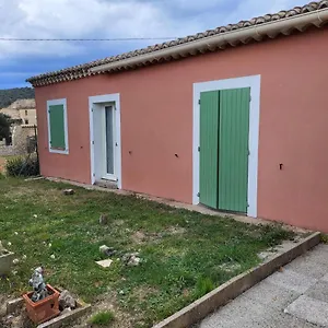 https://les-marguauds.fr-provencehotel.com